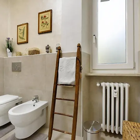 Maison Solange Vincent Apartman